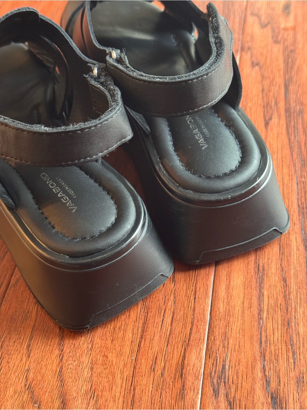 Vagabond Shoemakers Chic Courtney Black Platform Chunky Fisherman Sandals Sz 10 - Picture 5 of 11